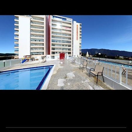 Apartamento Bertioga Centro Luaran gambar